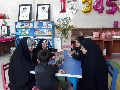 جمع خوانی کتابی از منابع جشنواره رضوی