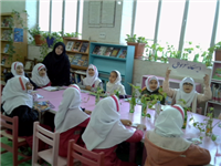 شعرخوانی گروهی دانش آموزان مدرسه بی بی کیاء