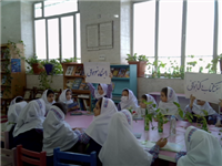 شعرخوانی گروهی دانش آموزان پیش دبستانی فاخر با موضوع کتاب