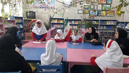 معرفی و خوانش کتاب به مناسبت دهه مبارک فجر