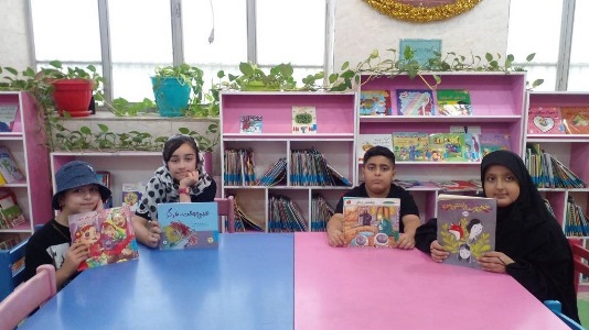 نشست کتابخوان کتابخانه ای